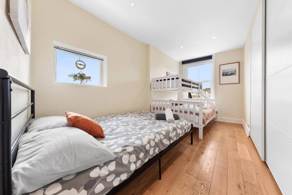 Spacious Sleep 11 With Terrace In Earls Court Ec99 ลอนดอน ภายนอก รูปภาพ