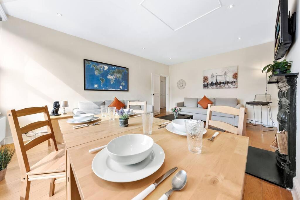 Spacious Sleep 11 With Terrace In Earls Court Ec99 ลอนดอน ภายนอก รูปภาพ
