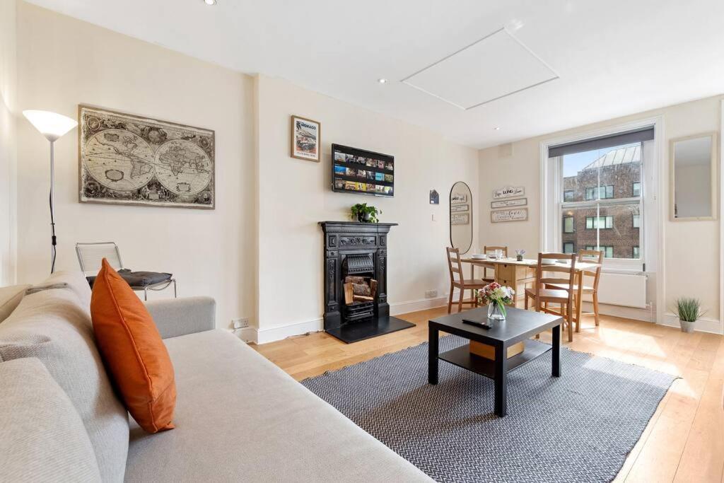 Spacious Sleep 11 With Terrace In Earls Court Ec99 ลอนดอน ภายนอก รูปภาพ