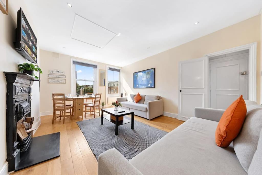 Spacious Sleep 11 With Terrace In Earls Court Ec99 ลอนดอน ภายนอก รูปภาพ